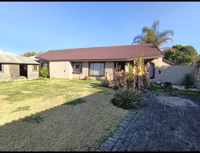 4 BEDROOM FREESTANDING FOR SALE IN SUNAIR PARK